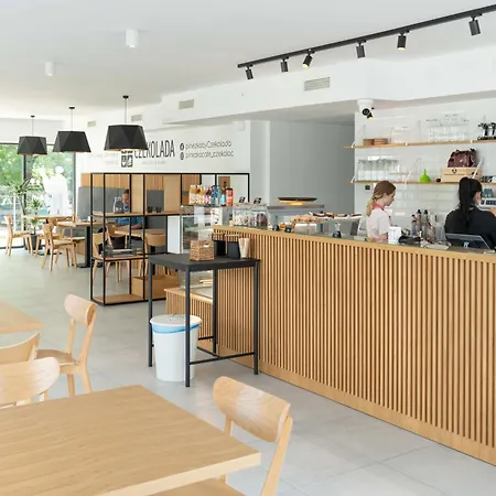 Aparthotel Weissa 7 3*