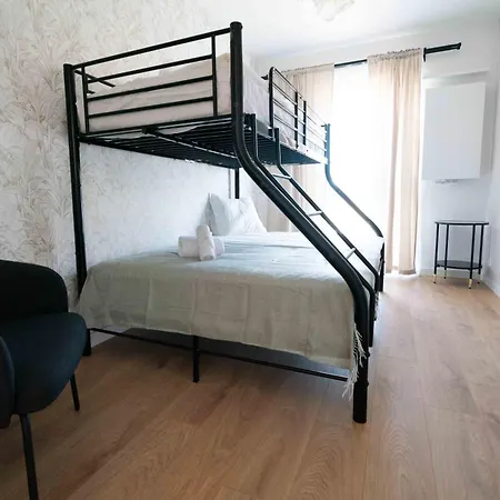 Weissa 7 3* Cracovia