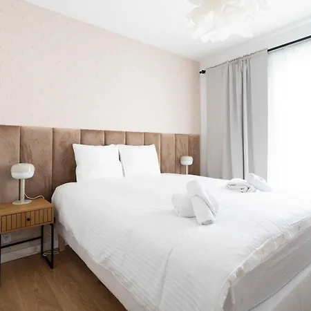 Weissa 7 Aparthotel 3*