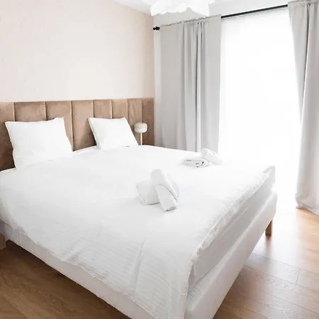 Weissa 7 3* Cracovia