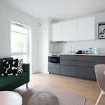 Weissa 7 Aparthotel