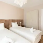 Weissa 7 Aparthotel 3*